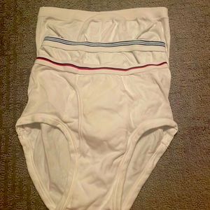 Vintage men’s 3 sets of briefs